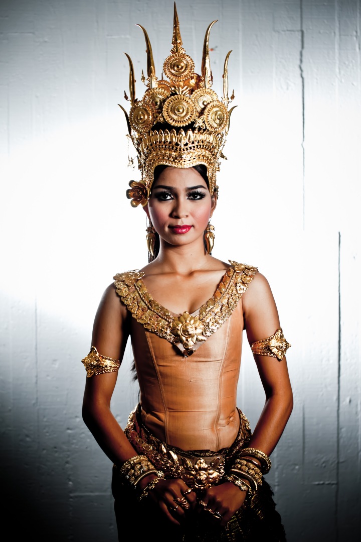 Chamroeuntola Chap of The Royal Ballet of Cambodia. Photo by Thomy Keat.